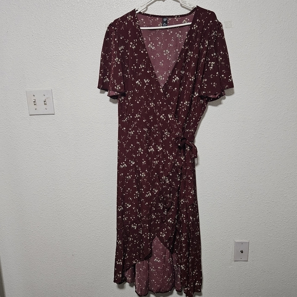 NWB Floral Wrap dress high low size 4x shein curve